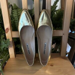 Manolo Blahnik Shiny Gold Flats